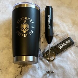 💀 Blackout Coffee Skull Tumbler Mixing Wand & Keychain Gift Set